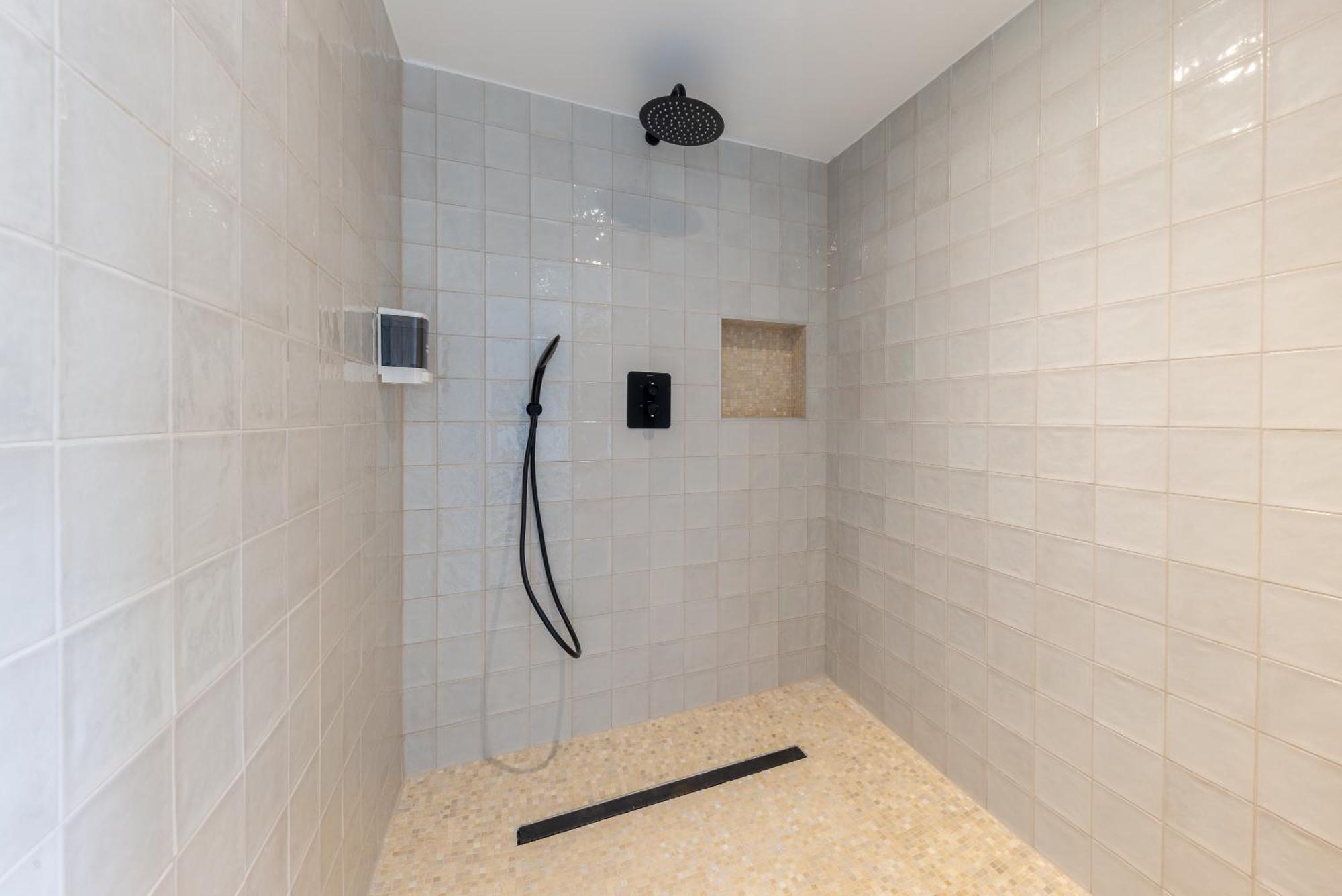 L'Andalouse & Spa Privatif - Strasbourg Mittel Mittelhausbergen エクステリア 写真
